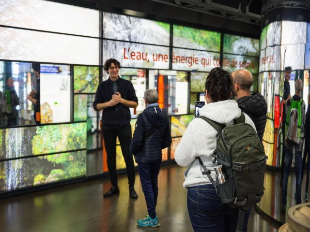 Visite guidée de l'usine hydroélectrique du barrage de Couesques