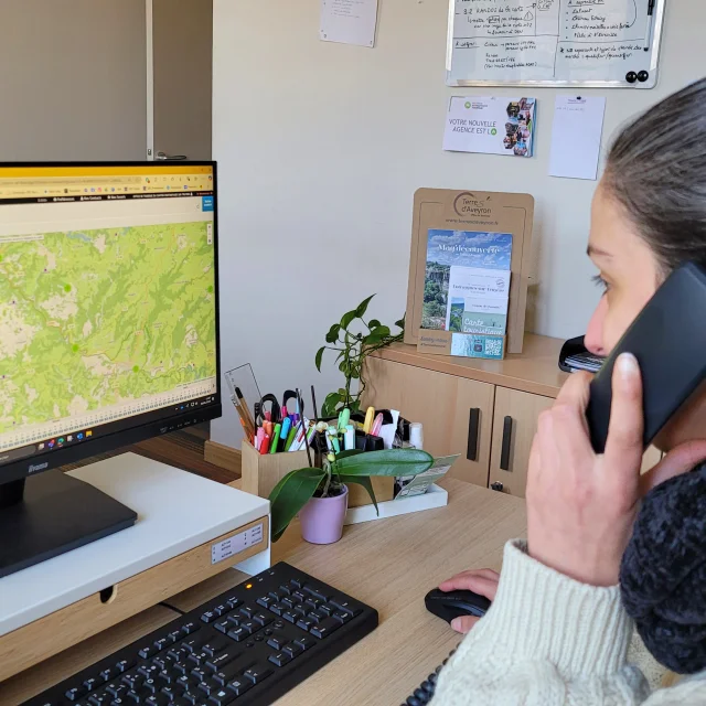 Contactez-nous au 05 65 44 10 63
